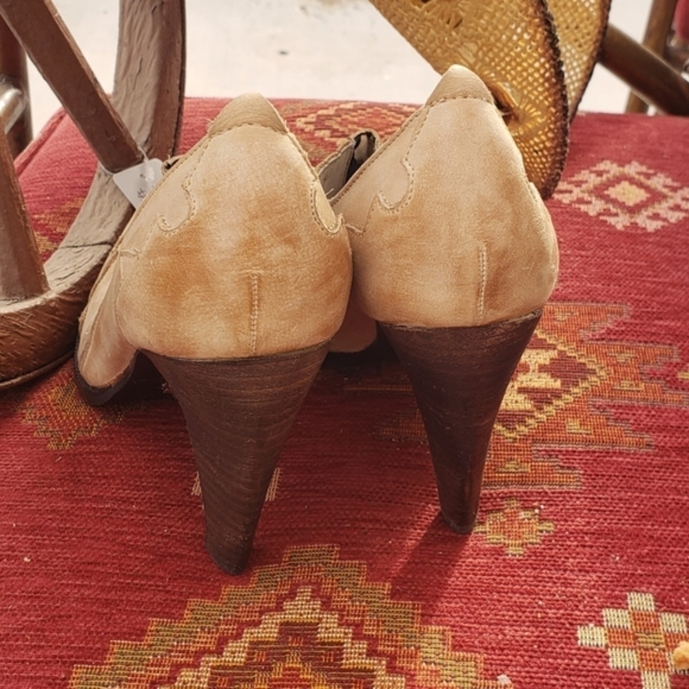 Western‎ booties - image 3